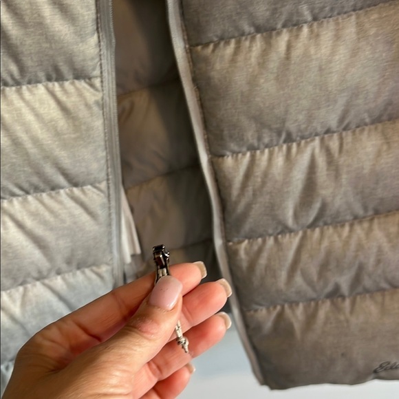 Gray Puffer Jacket - Eddie Bauer - Picture 11 of 13